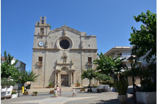 12.- Església de Sant Pere