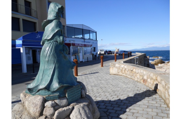 Monument to the Fisherman's Wife